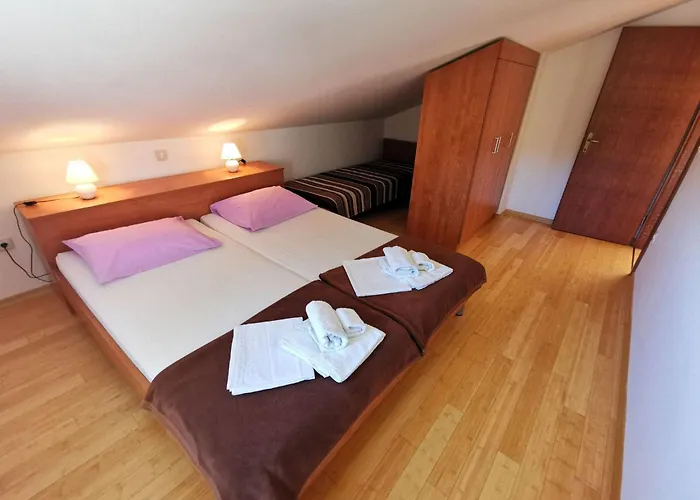 Fuer 6 Personen Mit Terrasse Und Meerblick By Interhome Διαμέρισμα *